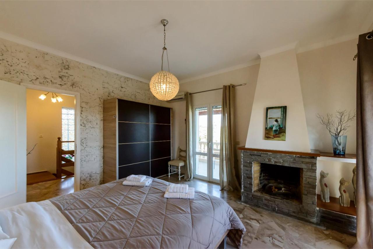 Villa Maxim With Private Pool & Tennis Court Halikounas Exterior photo